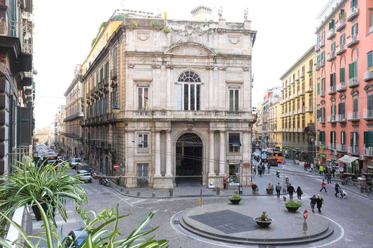 Toledo 16 Luxury Suites Napoli Ngoại thất bức ảnh